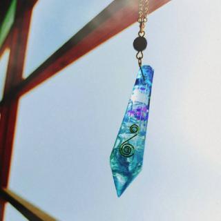 �肢�̓���I���S�i�C�g�y���f�������̃T���l�C���摜