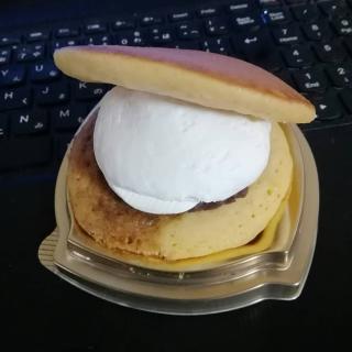 �ǂ�ȃX�C�[�c�����D���ł����H�̃T���l�C���摜