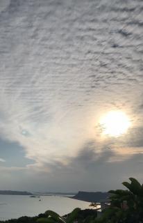 �؉_�Ɨ[���̃T���l�C���摜