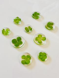 �قق��݂����ẴT���l�C���摜