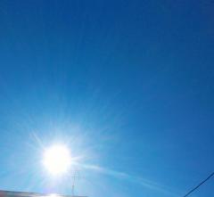 �L���L�����z�Ɛ�̃T���l�C���摜