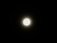 �X�[�p�[���[������̃G�l���M�[�`���[�W�̃T���l�C���摜