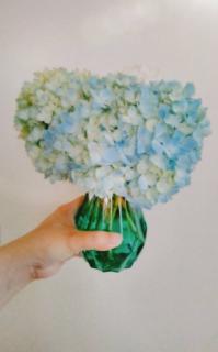 �y�摜�A���z�Ӓ蒆�ɕK�����΂ɒu�����̂̃T���l�C���摜