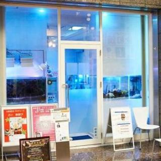 ���q�l�̑������X�̍����̃T���l�C���摜