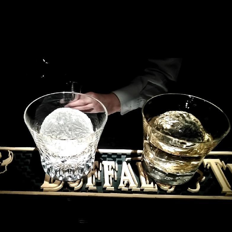 ���Ɍ�����X