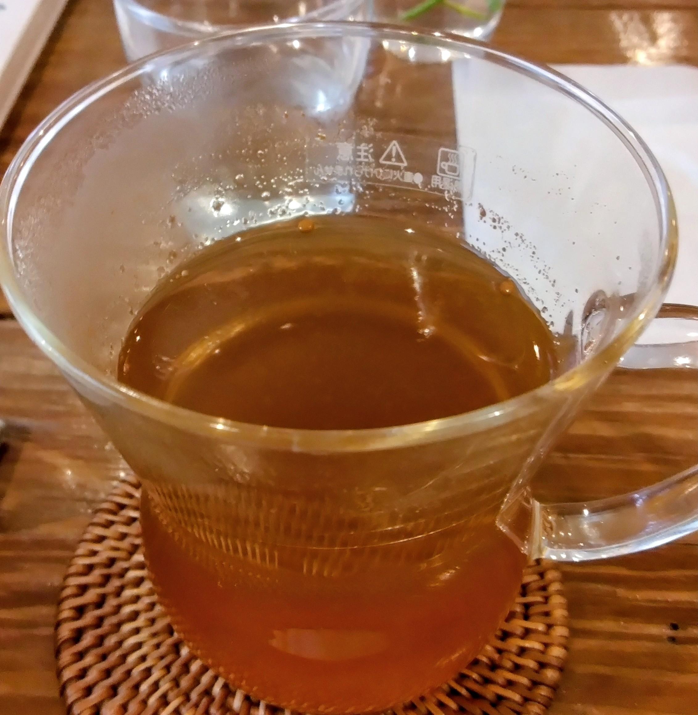 ���Ԃ̃G�L�X