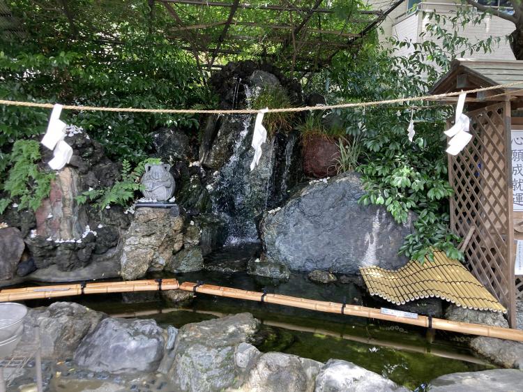 �y�V�R�z��z�K���ٍ��V